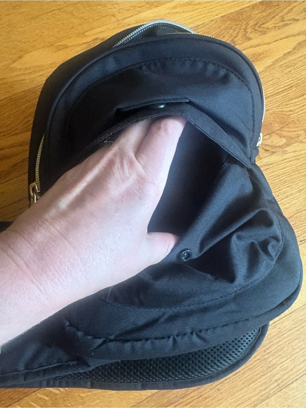 The Tushbaby™ Hip Carrier - Picture 7 of 11